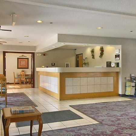 Baymont By Wyndham Muskegon Hotell Inreriör bild